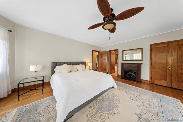 2470 Riverside Drive, Trenton, MI 48183