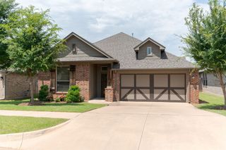 13 Ivory Drive, Yukon, OK 73099