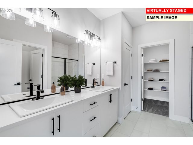 12150 Sw TRASK St, Beaverton, OR 97007