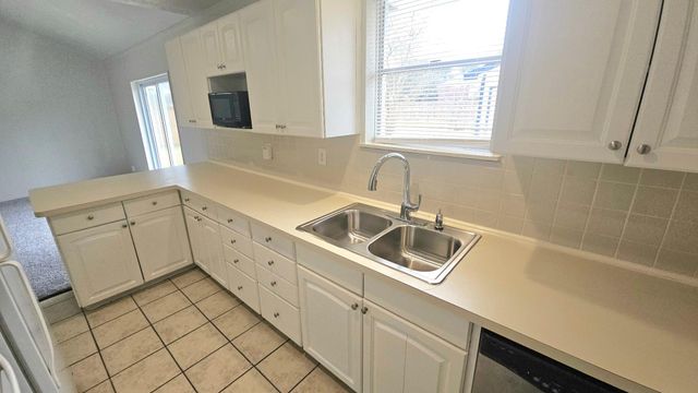 210 Brigadoon Lane, Friendswood, TX 77546