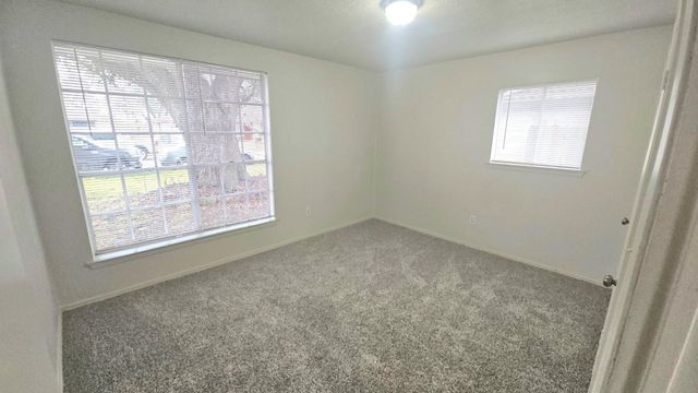 210 Brigadoon Lane, Friendswood, TX 77546