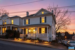 501 W JOHNSON ST, Staunton, VA 24401