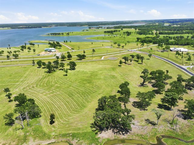 215 Lakeshore Terrace, Windom, TX 75492
