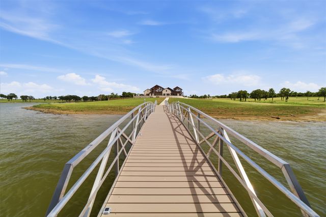 215 Lakeshore Terrace, Windom, TX 75492