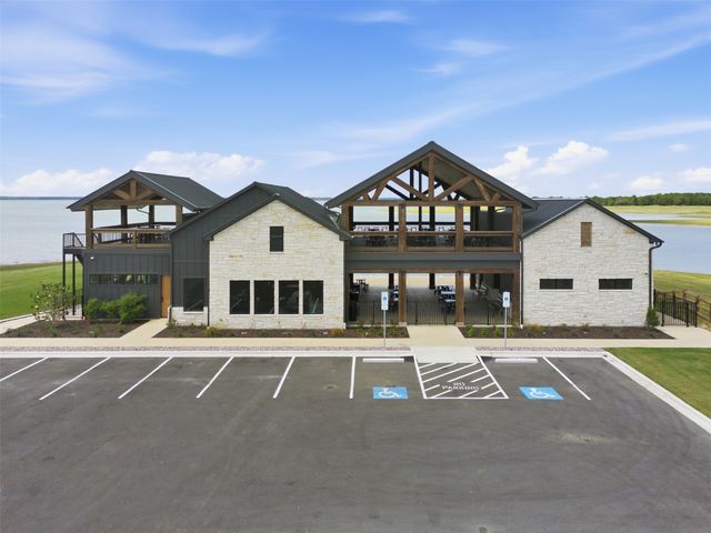 215 Lakeshore Terrace, Windom, TX 75492
