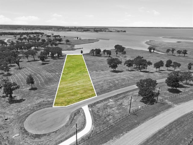 215 Lakeshore Terrace, Windom, TX 75492