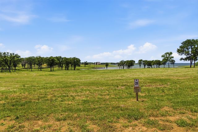 215 Lakeshore Terrace, Windom, TX 75492