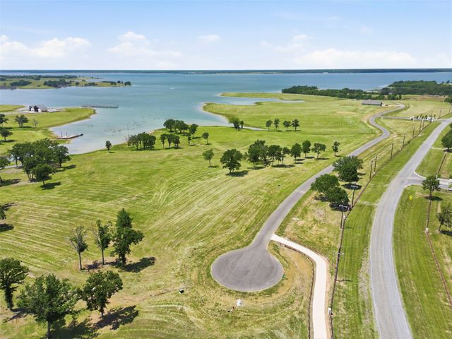 215 Lakeshore Terrace, Windom, TX 75492