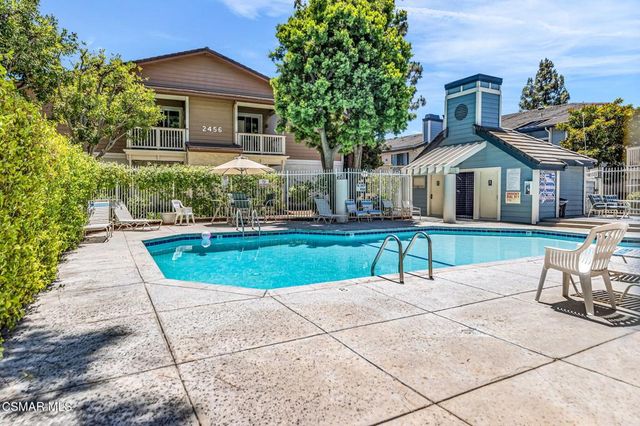 2450 Pleasant Way N, Thousand Oaks, CA 91362