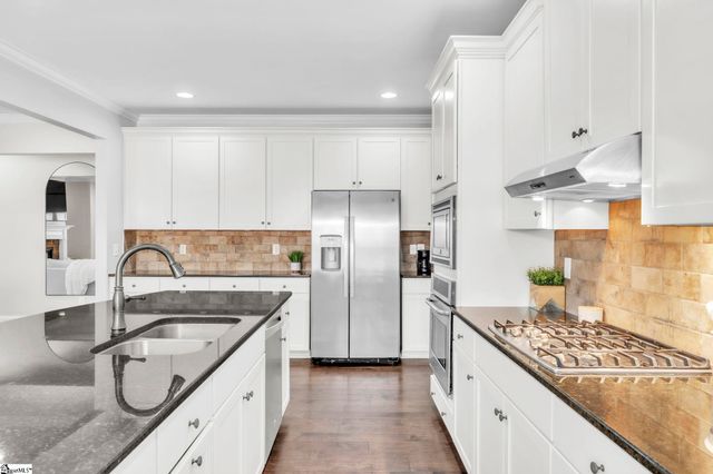 31 Laurelhart Lane, Simpsonville, SC 29681