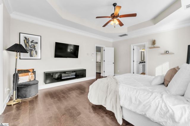 31 Laurelhart Lane, Simpsonville, SC 29681