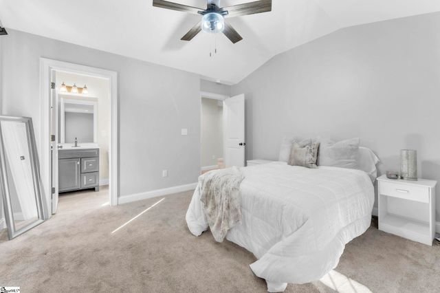 31 Laurelhart Lane, Simpsonville, SC 29681