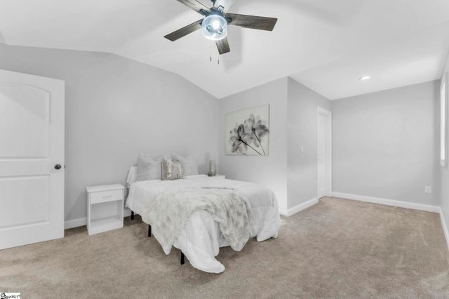 31 Laurelhart Lane, Simpsonville, SC 29681