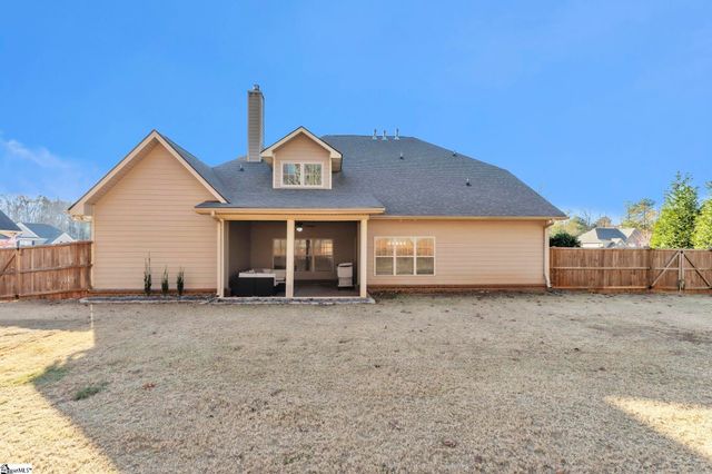 31 Laurelhart Lane, Simpsonville, SC 29681