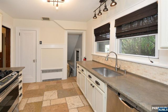 525 Washington Avenue, Dumont, NJ 07628
