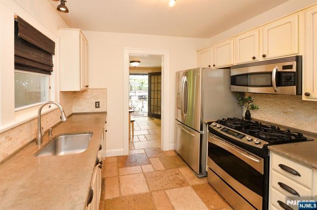 525 Washington Avenue, Dumont, NJ 07628
