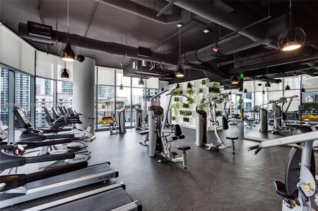 45 SW 9th St 1508, Miami, FL 33130