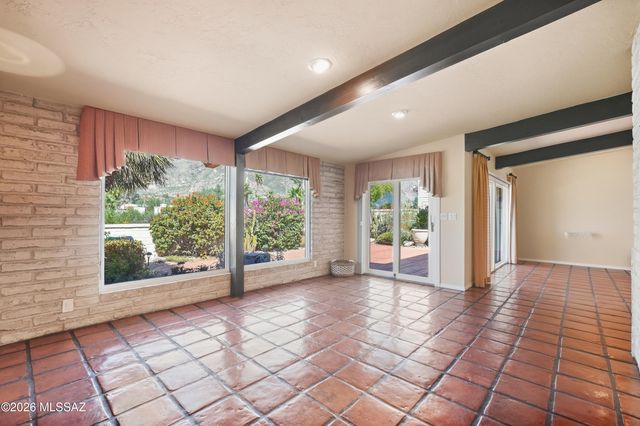 4717 E Brisa Del Sur, Tucson, AZ 85718