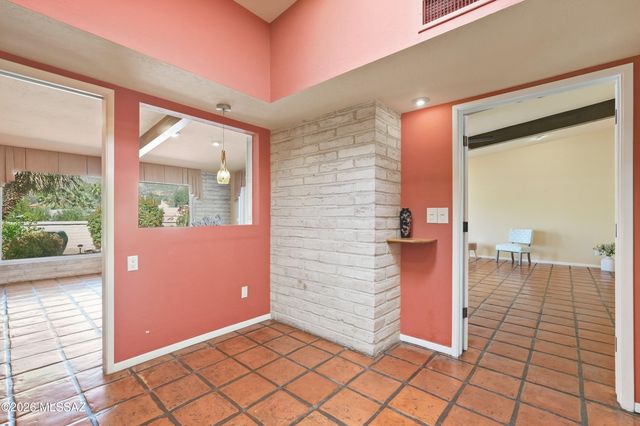 4717 E Brisa Del Sur, Tucson, AZ 85718