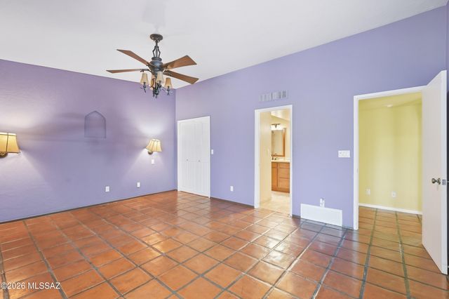 4717 E Brisa Del Sur, Tucson, AZ 85718