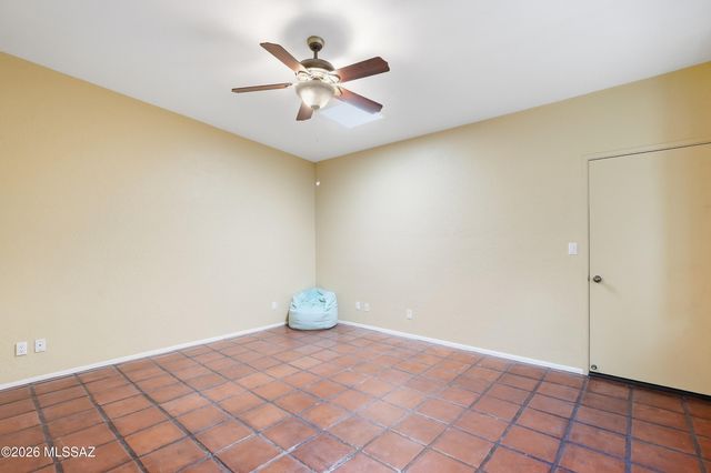4717 E Brisa Del Sur, Tucson, AZ 85718