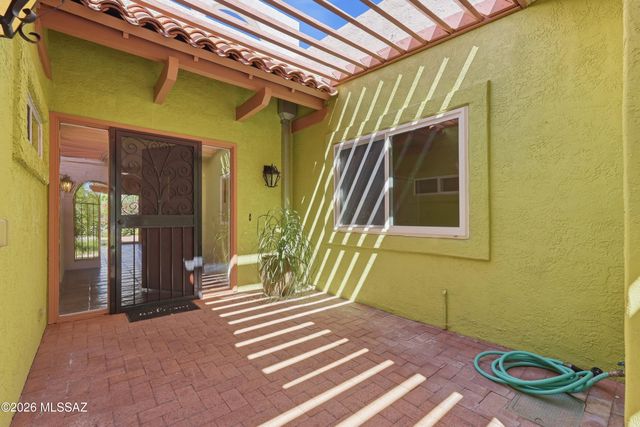 4717 E Brisa Del Sur, Tucson, AZ 85718