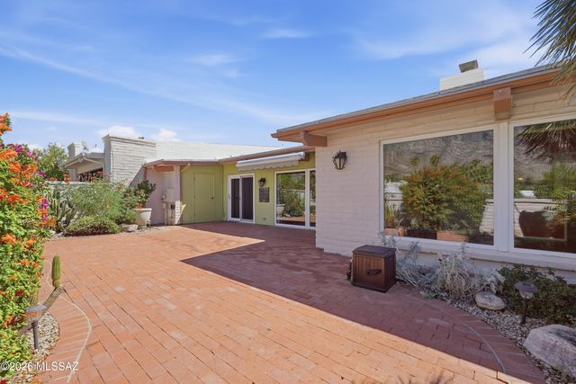 4717 E Brisa Del Sur, Tucson, AZ 85718