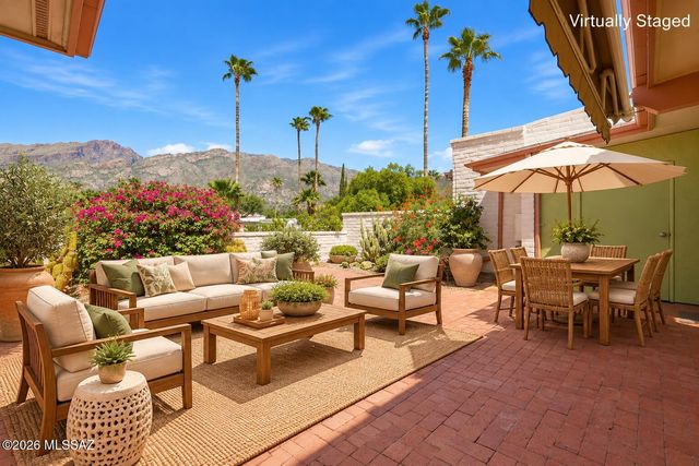 4717 E Brisa Del Sur, Tucson, AZ 85718
