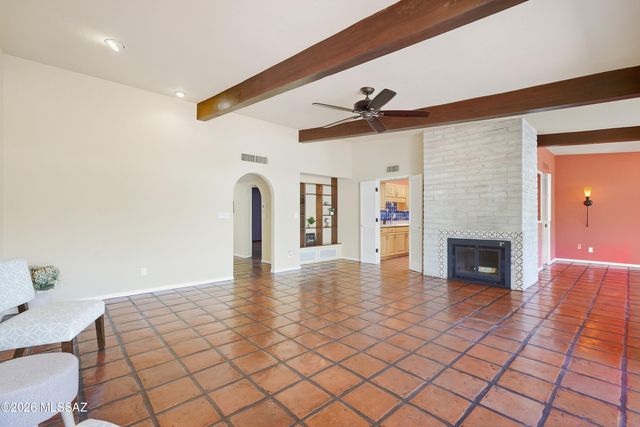 4717 E Brisa Del Sur, Tucson, AZ 85718