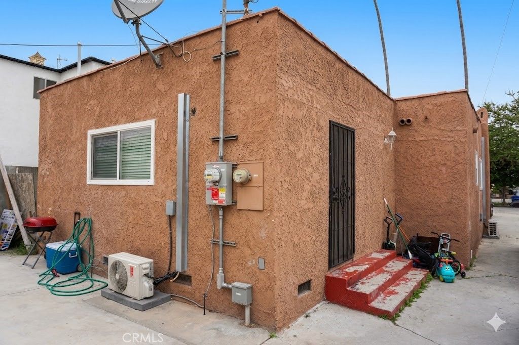 514 W 105th, Los Angeles, CA 90044 — photo 2