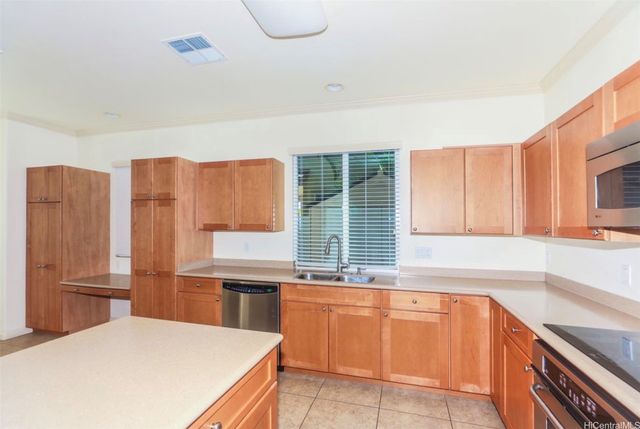 91-1031 Kai Weke Street, Ewa Beach, HI 96706