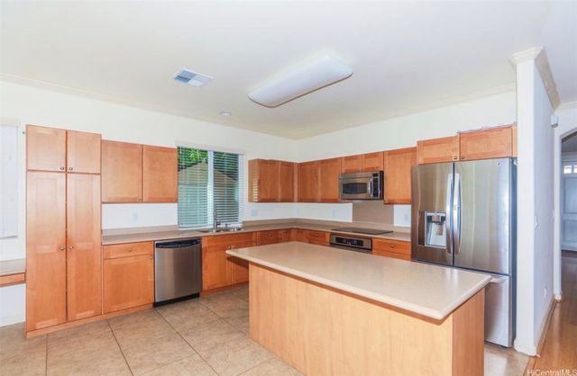 91-1031 Kai Weke Street, Ewa Beach, HI 96706