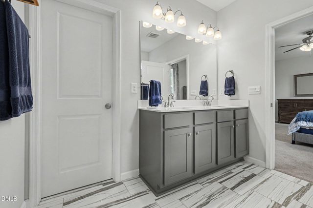 40 Back Gate Court, Clayton, NC 27527