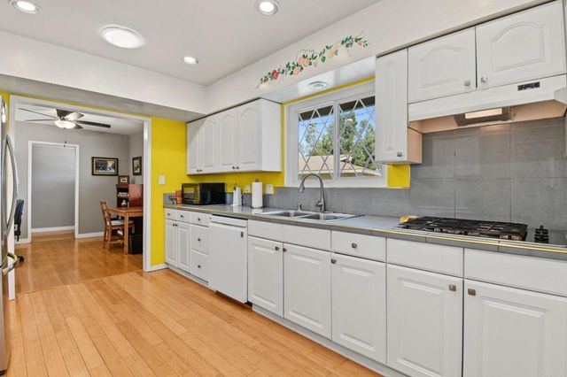 318 Rose View Place, Chula Vista, CA 91910