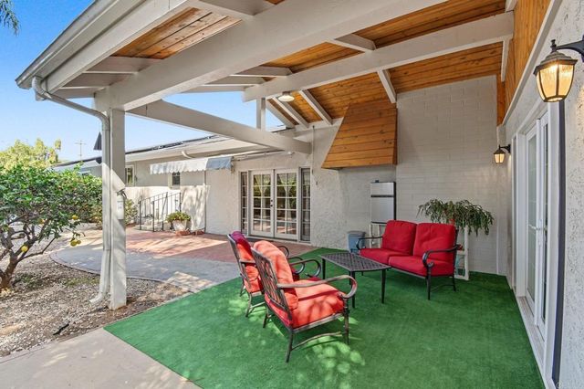 318 Rose View Place, Chula Vista, CA 91910