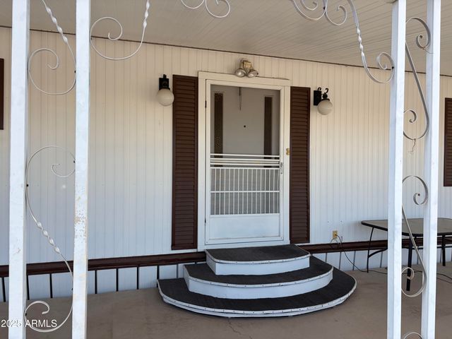 150 S Windsor -- E65, Mesa, AZ 85204