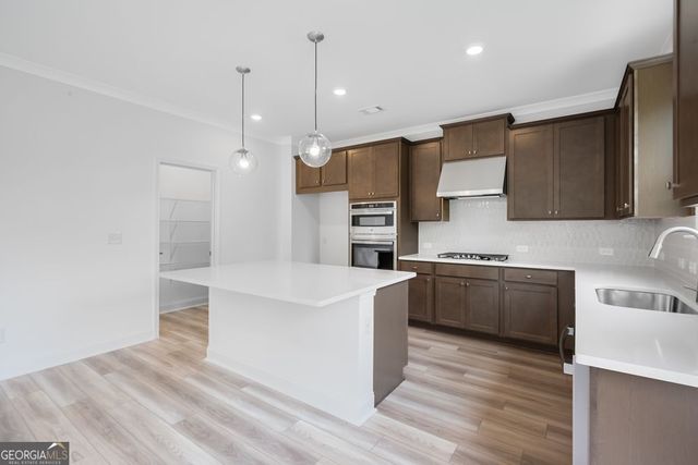 202 Sheryl Way, Loganville, GA 30052