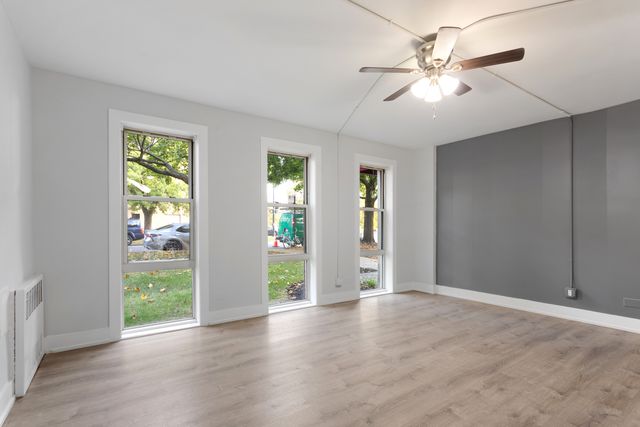 1301 W Estes Avenue 1W, Chicago, IL 60626