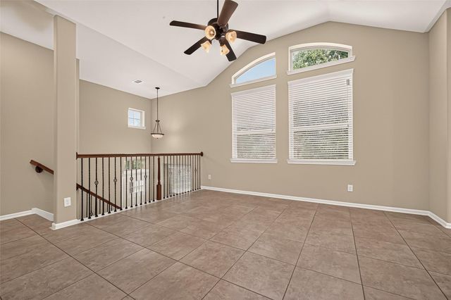 186 Biltmore Loop, Montgomery, TX 77316