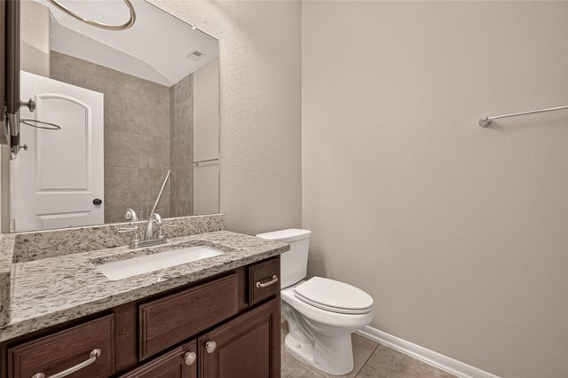 186 Biltmore Loop, Montgomery, TX 77316
