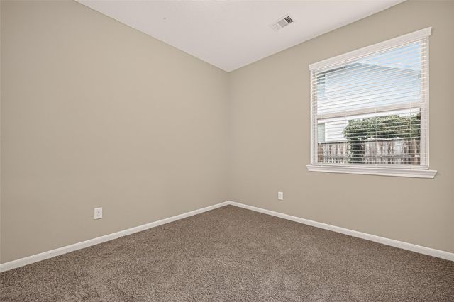 186 Biltmore Loop, Montgomery, TX 77316
