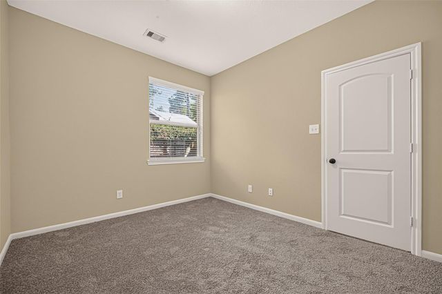 186 Biltmore Loop, Montgomery, TX 77316