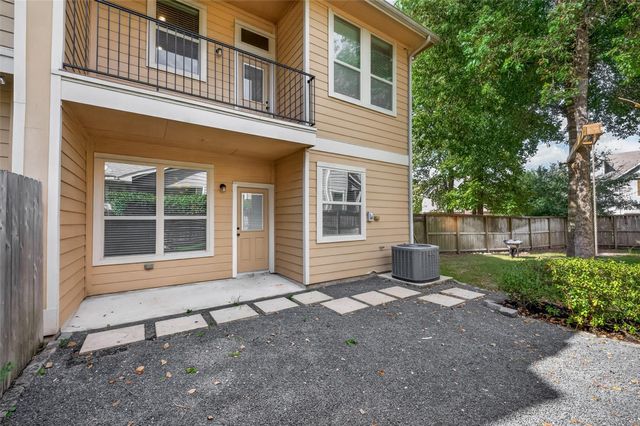 186 Biltmore Loop, Montgomery, TX 77316