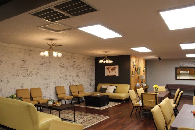 1409 W Kirkwood Avenue, Bloomington, IN 47404