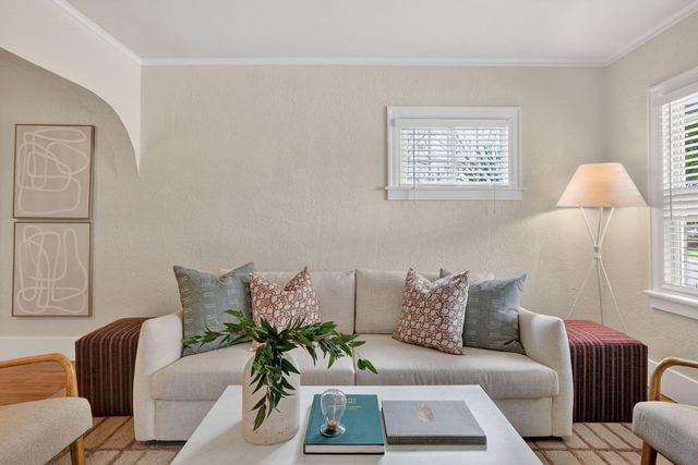 3629 9th Ave, Sacramento, CA 95817