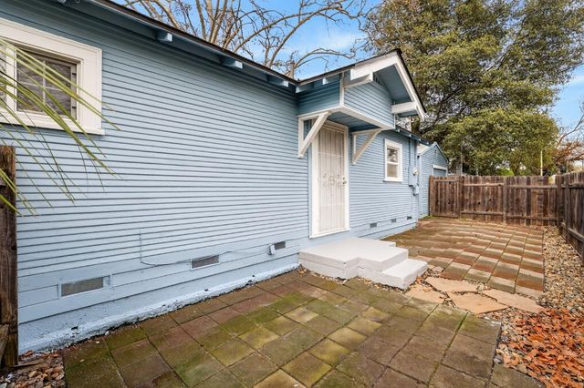 3629 9th Ave, Sacramento, CA 95817