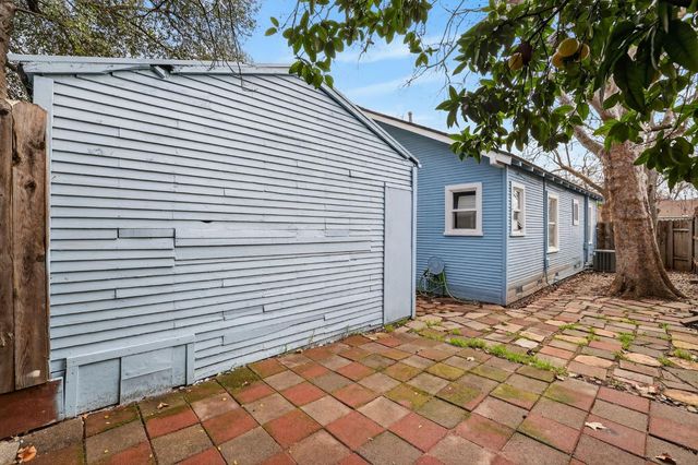 3629 9th Ave, Sacramento, CA 95817