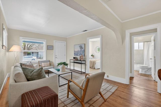 3629 9th Ave, Sacramento, CA 95817