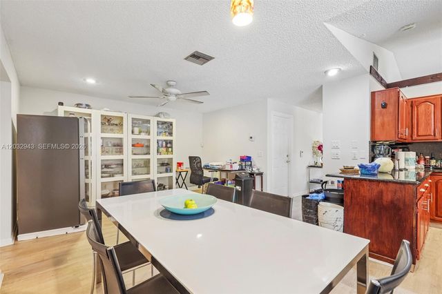 7160 NW 4th Ave, Boca Raton, FL 33487