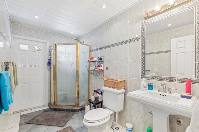 7160 NW 4th Ave, Boca Raton, FL 33487